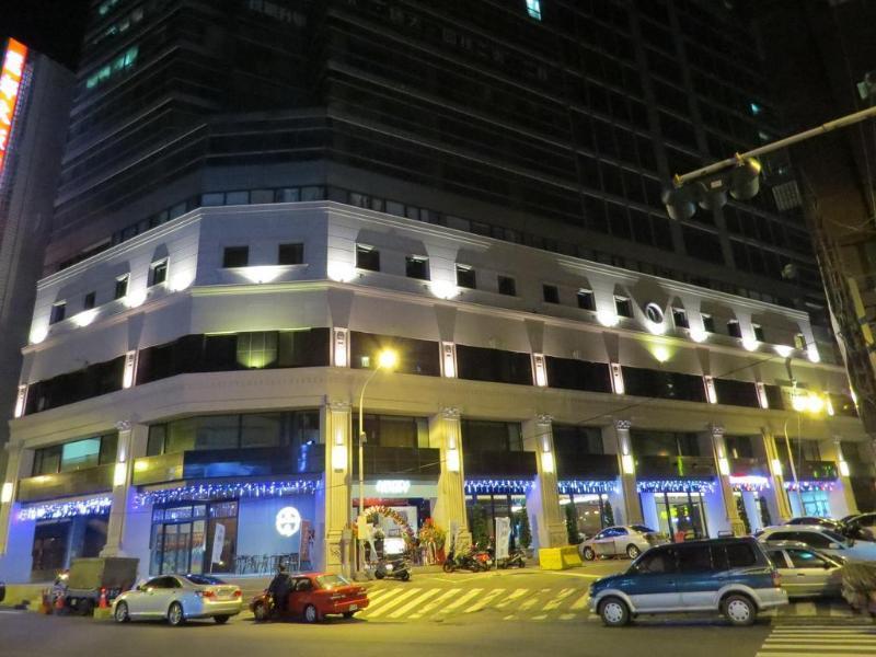 Jai Chateau Hotels & Hostels Tainan Bagian luar foto